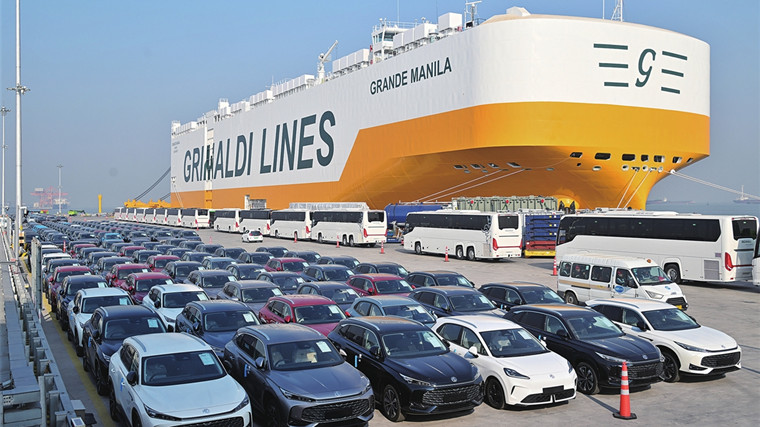 长江沿岸汽车出口第一大港