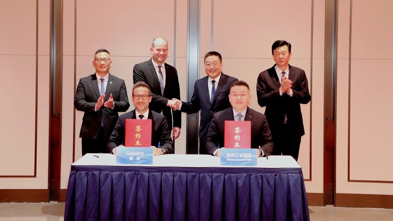 王维会见瑞士卢塞恩州副州长法比安·彼得