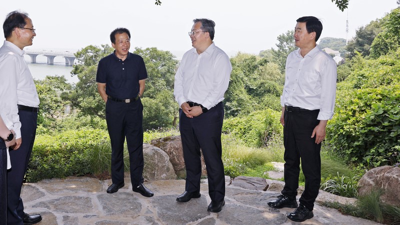 范波专题调研太湖生态保护和文旅产业发展工作