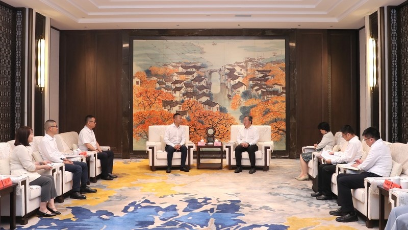 范波会见肯德基中国总经理汪涛一行