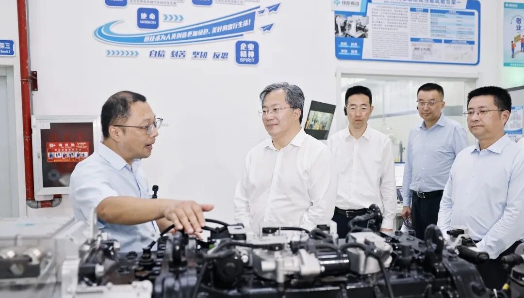 范波在吴江区开展因地制宜发展新质生产力和抓项目投资专题调研