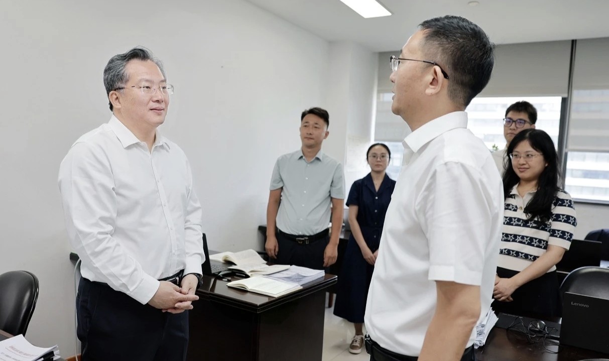 范波调研全市树立和践行正确政绩观学习教育工作