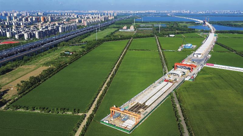 苏虞特大桥阳澄湖跨湖段至苏州东隧道北洞口桥隧衔接工程进入全面攻坚阶段